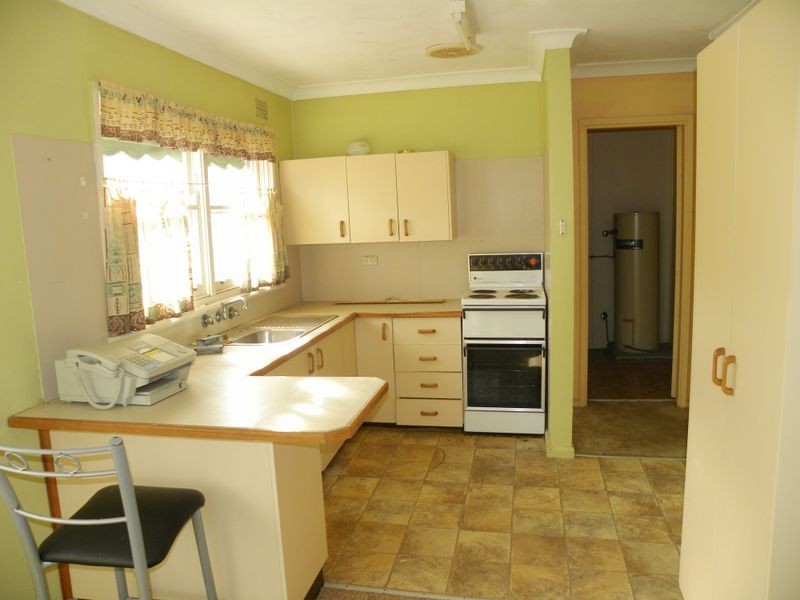 24 Panonia Road, Wyong NSW 2259