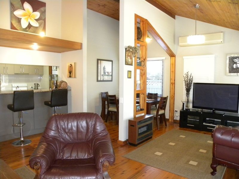 55 Dunrossil Avenue, Watanobbi NSW 2259