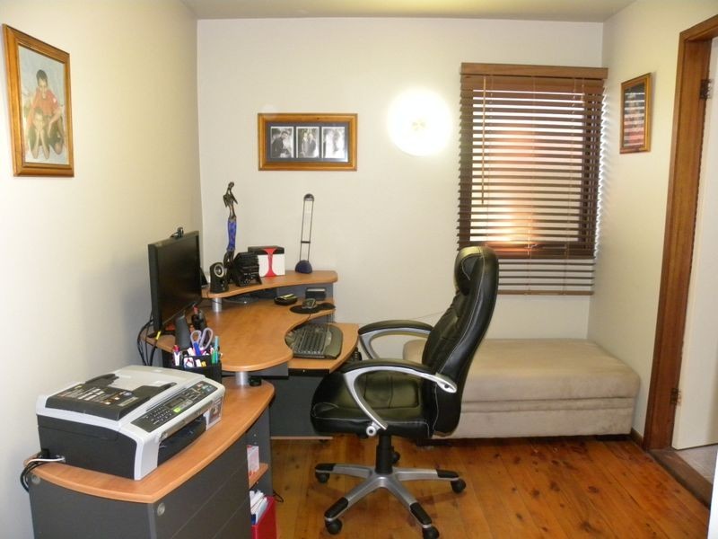 55 Dunrossil Avenue, Watanobbi NSW 2259