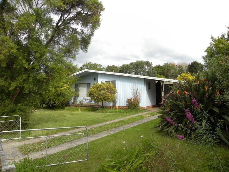 23 Boyce Avenue, Wyong NSW 2259