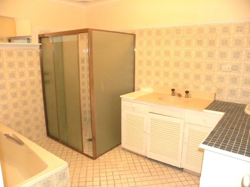 9 Pearce Road, Kanwal NSW 2259