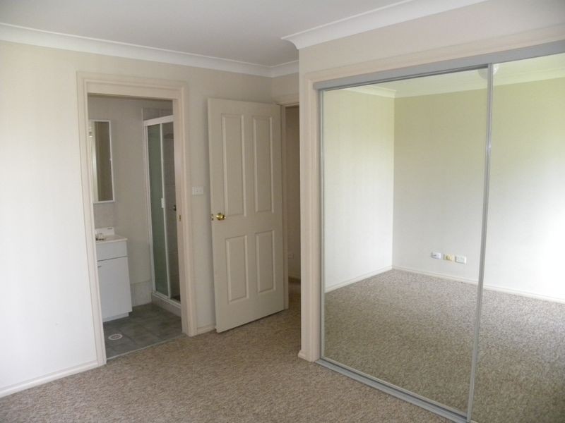54 Fishburn Crescent, Watanobbi NSW 2259