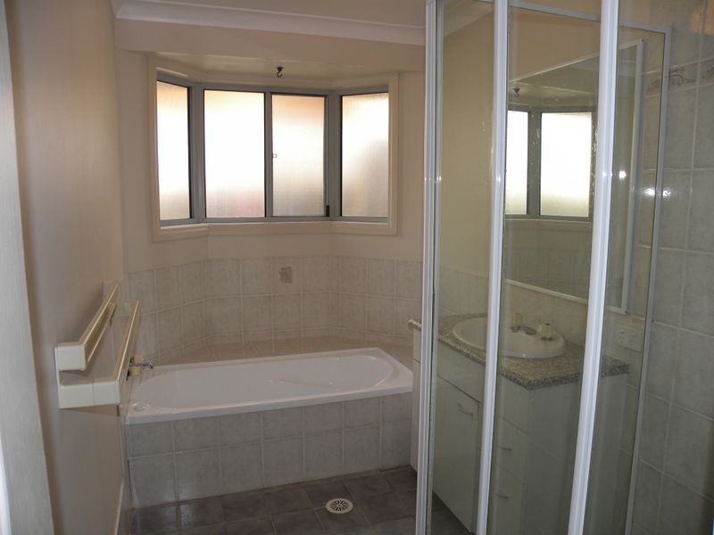54 Fishburn Crescent, Watanobbi NSW 2259