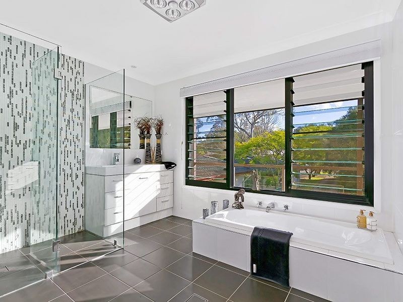 2/382 Tuggerawong Road, Tuggerawong NSW 2259