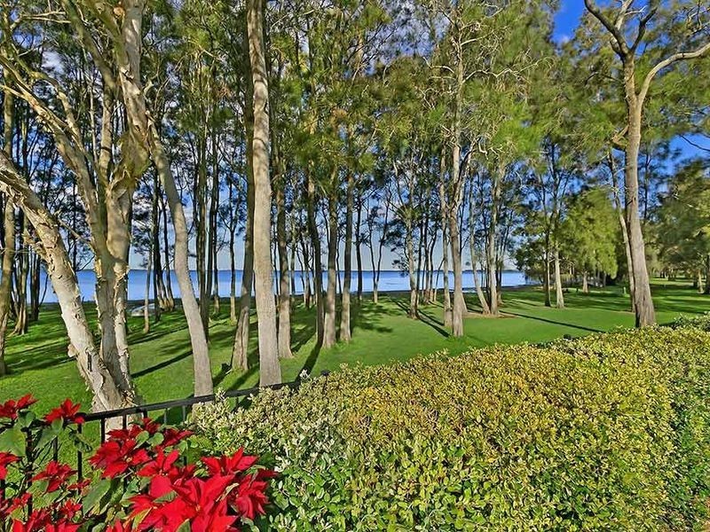 2/382 Tuggerawong Road, Tuggerawong NSW 2259