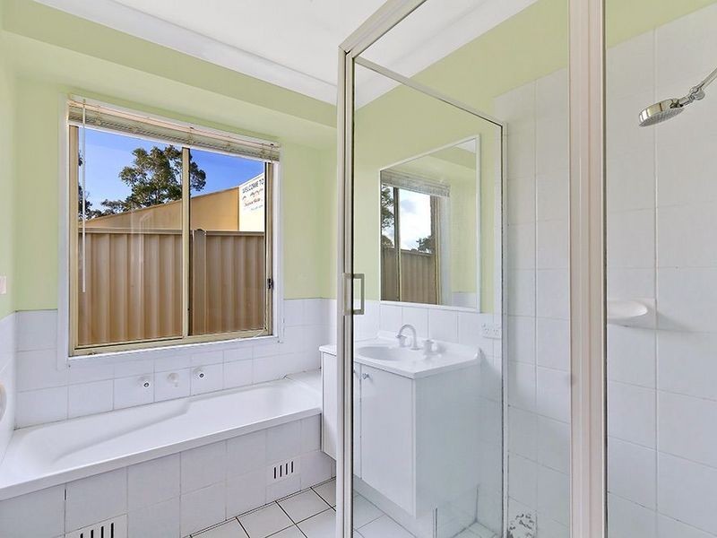 4 The Grove, Watanobbi NSW 2259