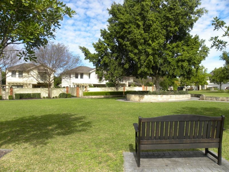 10 Greenwich Place, Mardi NSW 2259