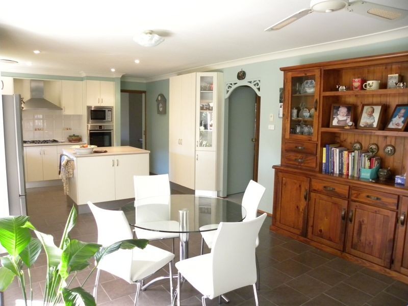 76 Brittania Drive, Watanobbi NSW 2259