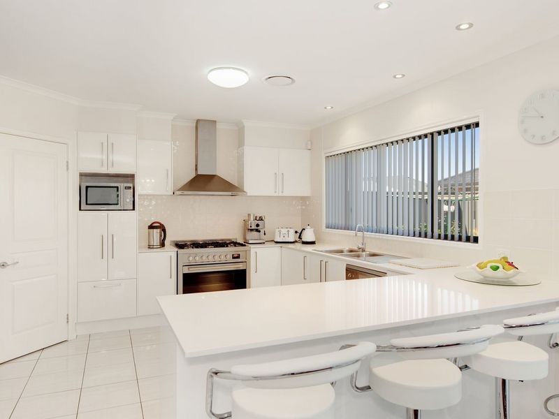 1 Bronte Way, Mardi NSW 2259