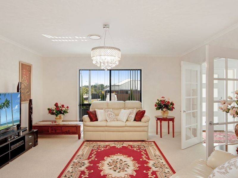 1 Bronte Way, Mardi NSW 2259