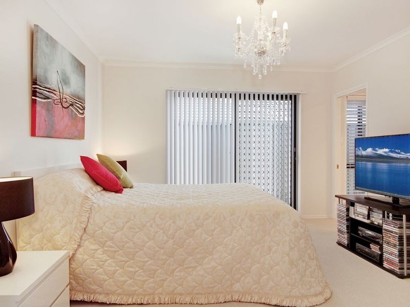 1 Bronte Way, Mardi NSW 2259