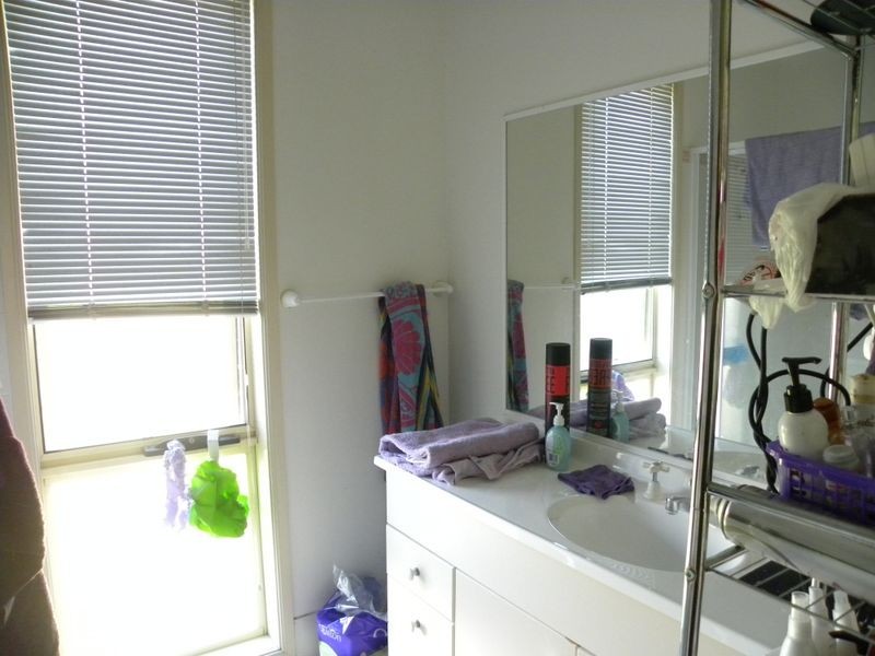 77 St Lawrence Avenue, Blue Haven NSW 2262