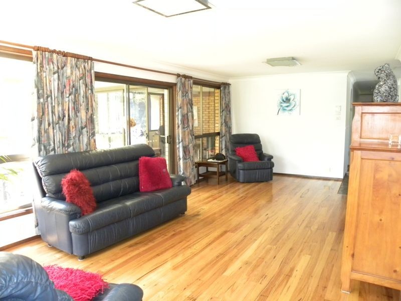 51 Boyce Avenue, Wyong NSW 2259