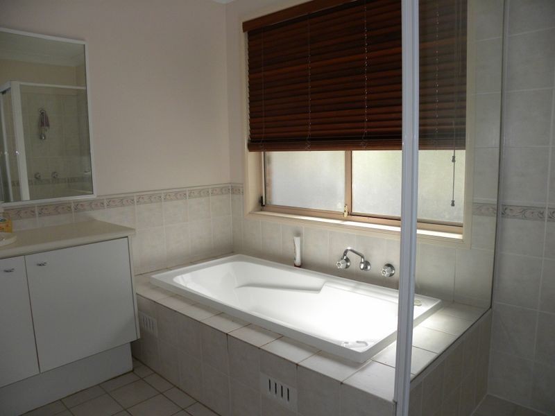 1/49 Tonkiss Street, Tuggerah NSW 2259