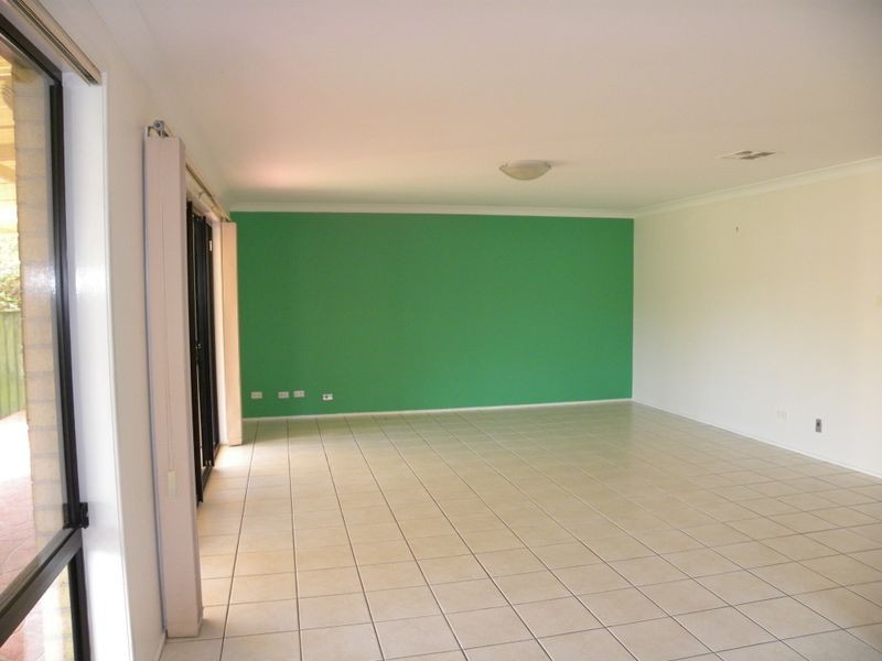 3 Mascord Avenue, Wadalba NSW 2259