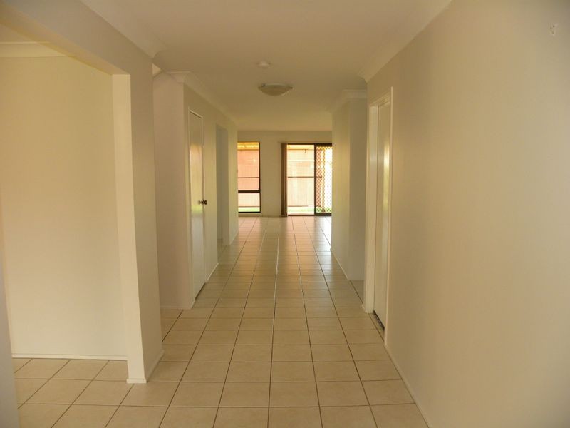 3 Mascord Avenue, Wadalba NSW 2259