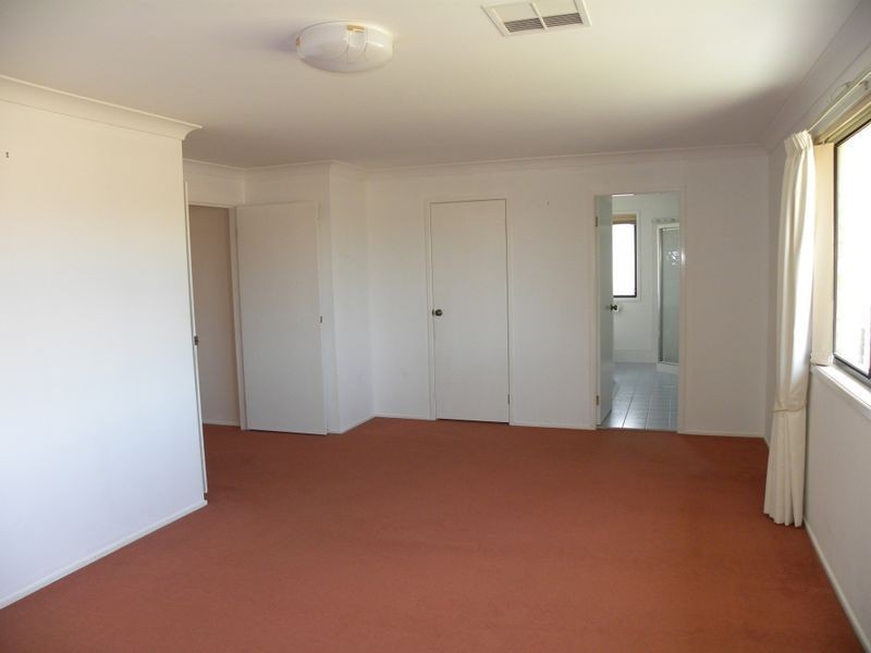 3 Mascord Avenue, Wadalba NSW 2259