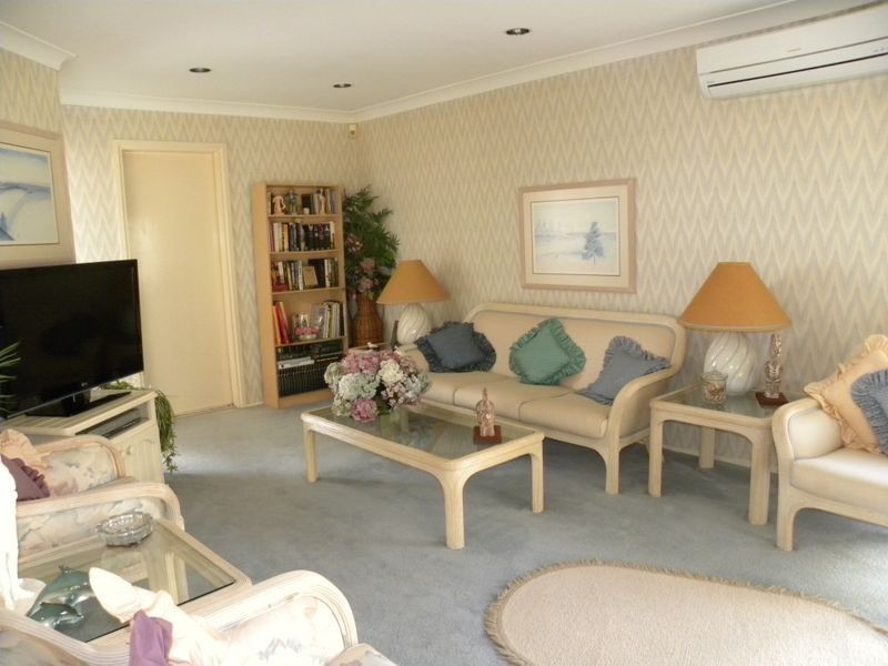 5 Friendship Place, Watanobbi NSW 2259