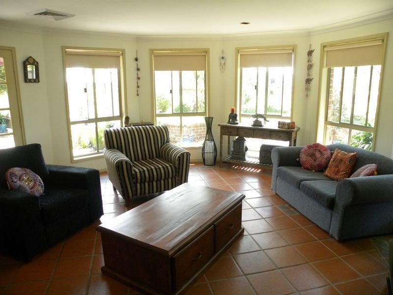 7 Guardian Road, Watanobbi NSW 2259