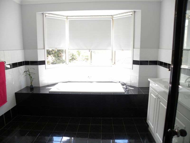 7 Guardian Road, Watanobbi NSW 2259