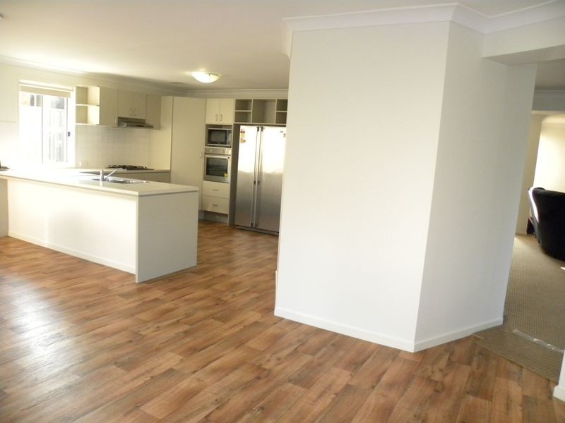 97 Clydesdale Street, Wadalba NSW 2259