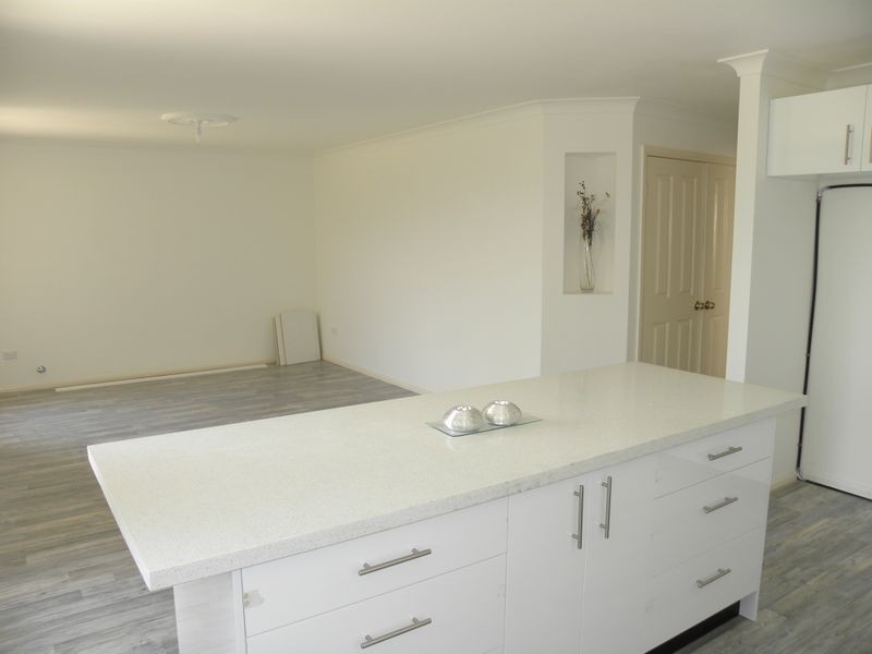 17 Weaver Crescent, Watanobbi NSW 2259