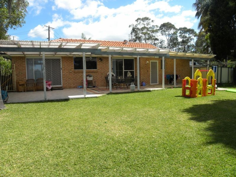 6 Arunta Road, Tuggerah NSW 2259