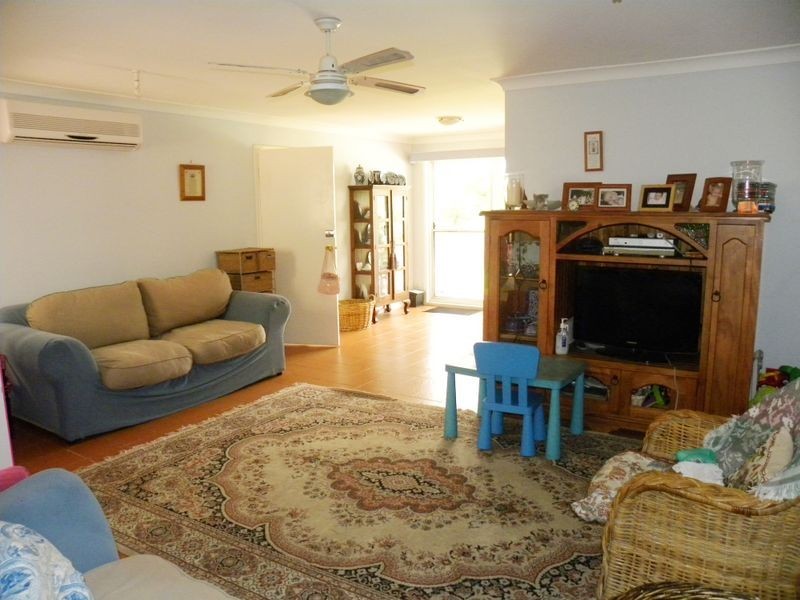 6 Arunta Road, Tuggerah NSW 2259