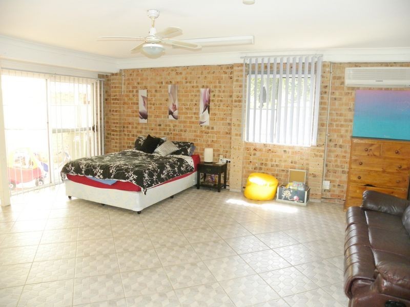 6 Arunta Road, Tuggerah NSW 2259