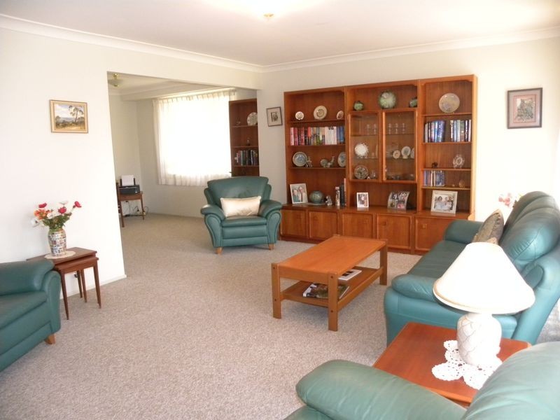 73 Skyhawk Avenue, Hamlyn Terrace NSW 2259