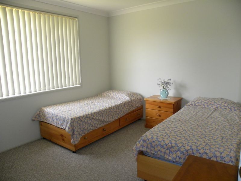 73 Skyhawk Avenue, Hamlyn Terrace NSW 2259