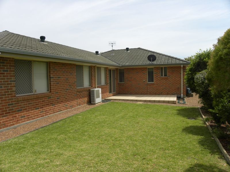 73 Skyhawk Avenue, Hamlyn Terrace NSW 2259