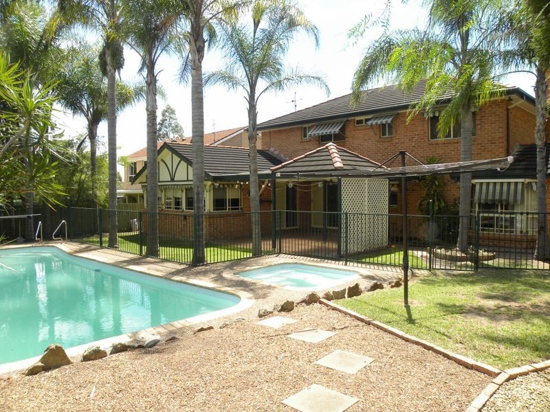 12 Brittania Drive, Watanobbi NSW 2259