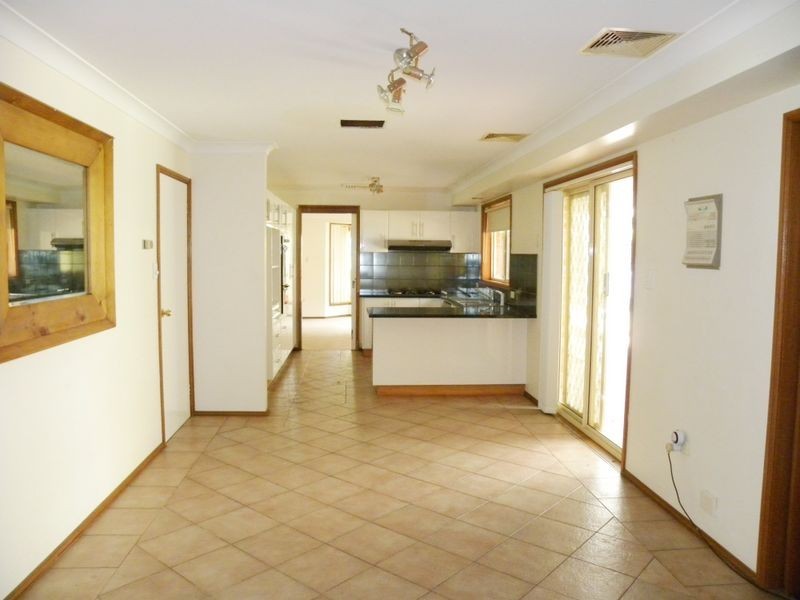 12 Brittania Drive, Watanobbi NSW 2259