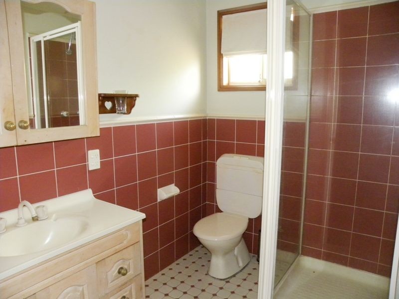 12 Brittania Drive, Watanobbi NSW 2259