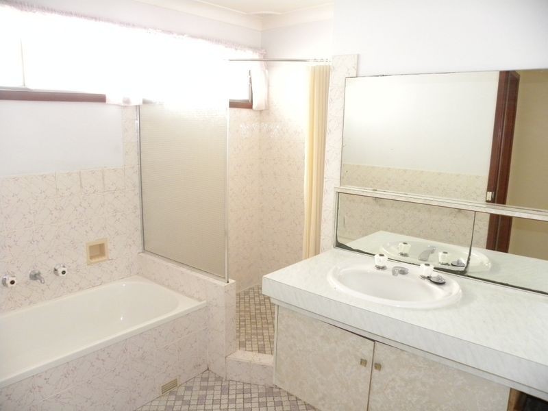 7 Hope Street, Wyong NSW 2259