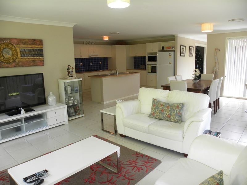 27 Birch Road, Hamlyn Terrace NSW 2259