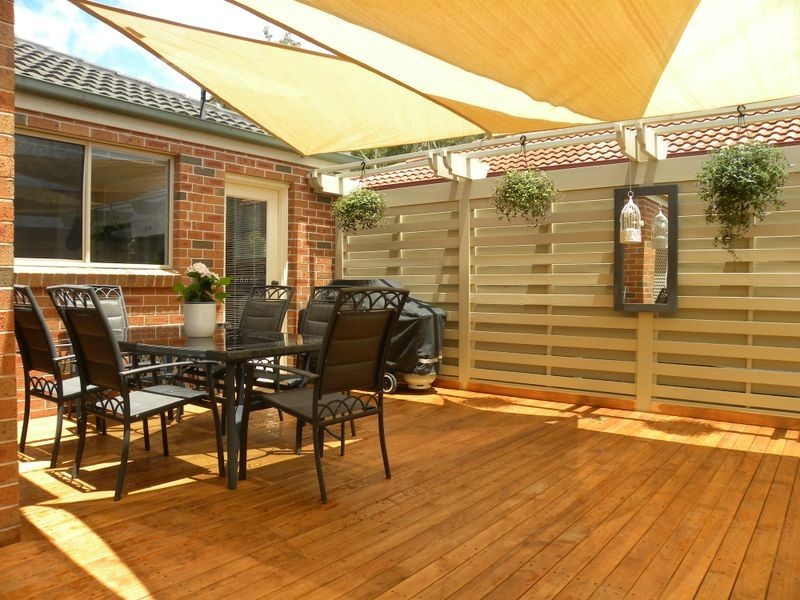 1/8 The Ridge, Wadalba NSW 2259