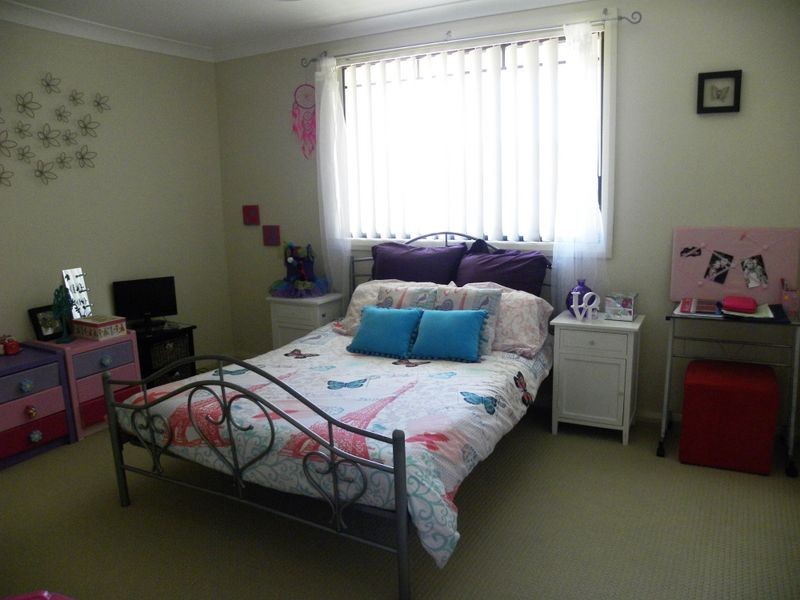 5 Greenhaven Circuit, Woongarrah NSW 2259