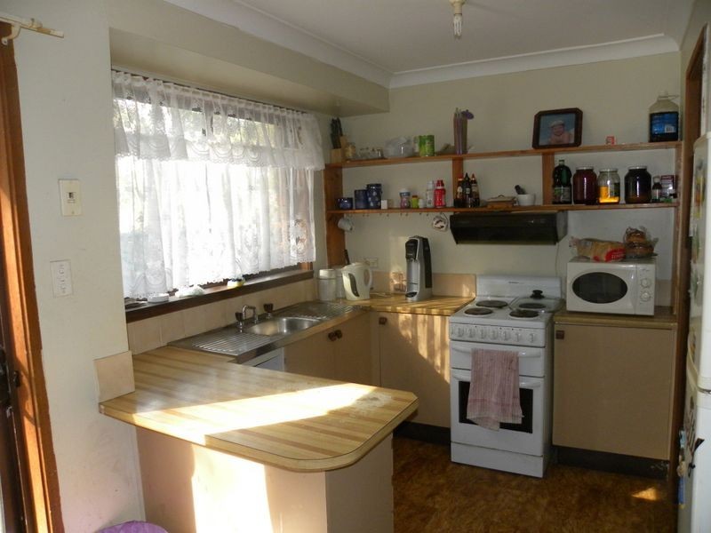 11 Cohen Street, Wyong NSW 2259