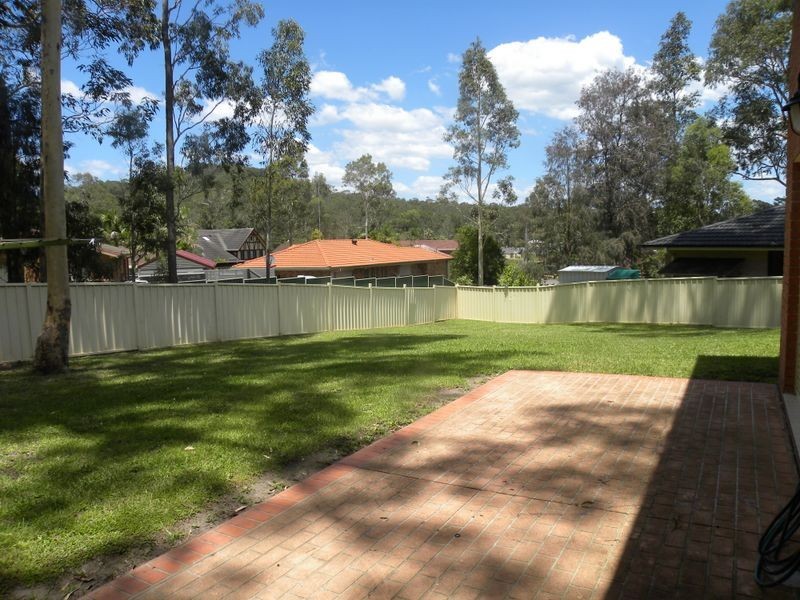 22 Ninian Close, Watanobbi NSW 2259