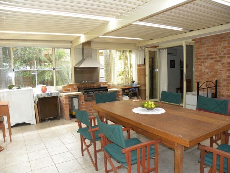 25 Dunrossil Avenue, Watanobbi NSW 2259