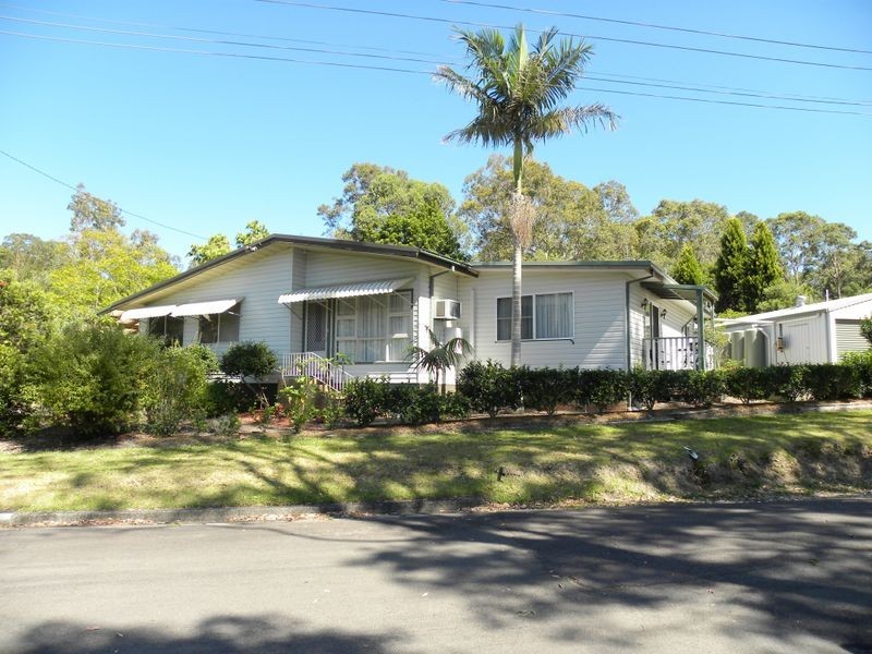 113 Marks Road, Gorokan NSW 2263