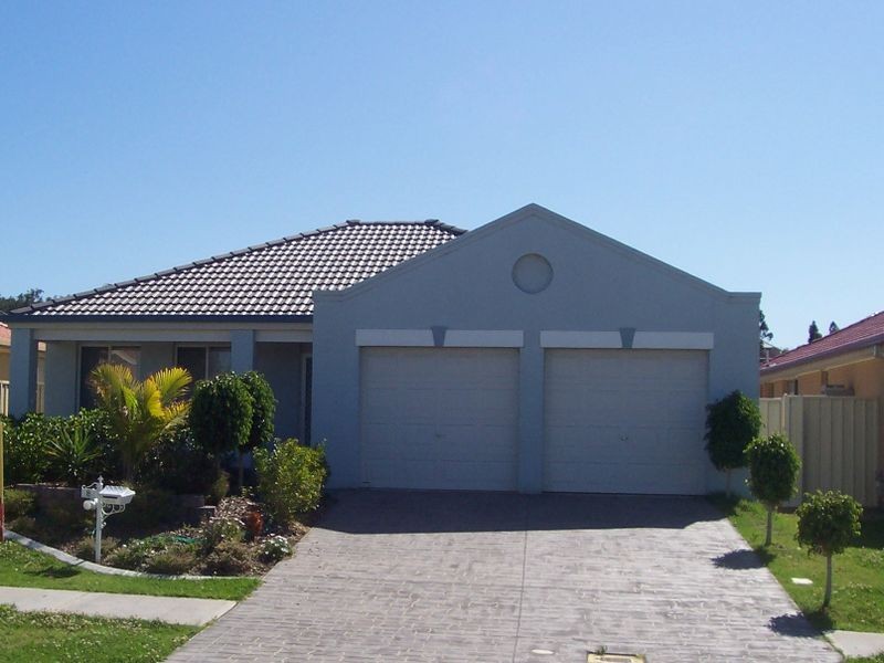 8 Brushwood Circuit, Mardi NSW 2259