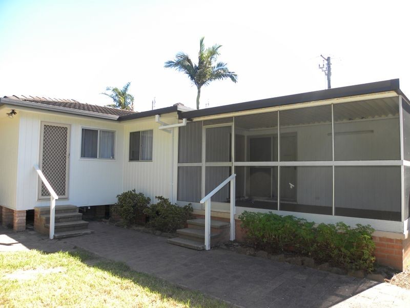 23 Pollock Avenue, Wyong NSW 2259