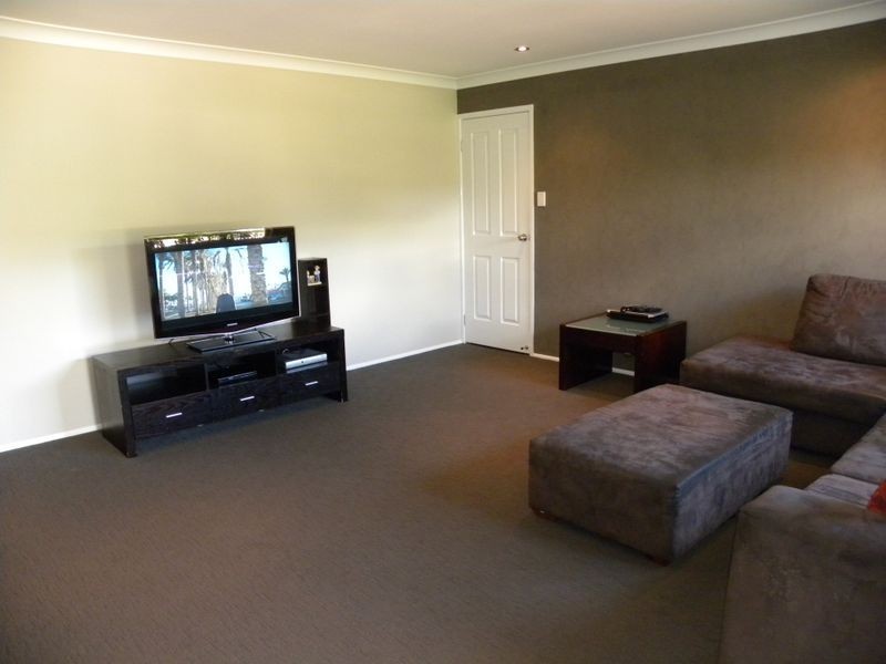 2 Longford Place, Mardi NSW 2259