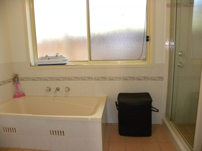 2 Longford Place, Mardi NSW 2259