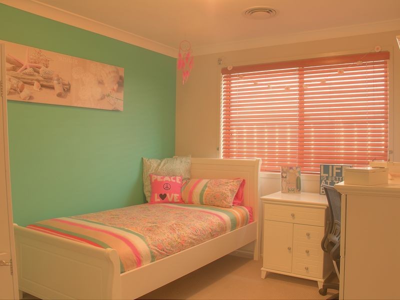 11 Capri Close, Woongarrah NSW 2259