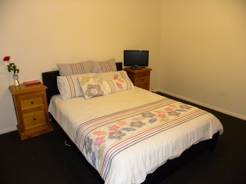 28 The Grove, Watanobbi NSW 2259