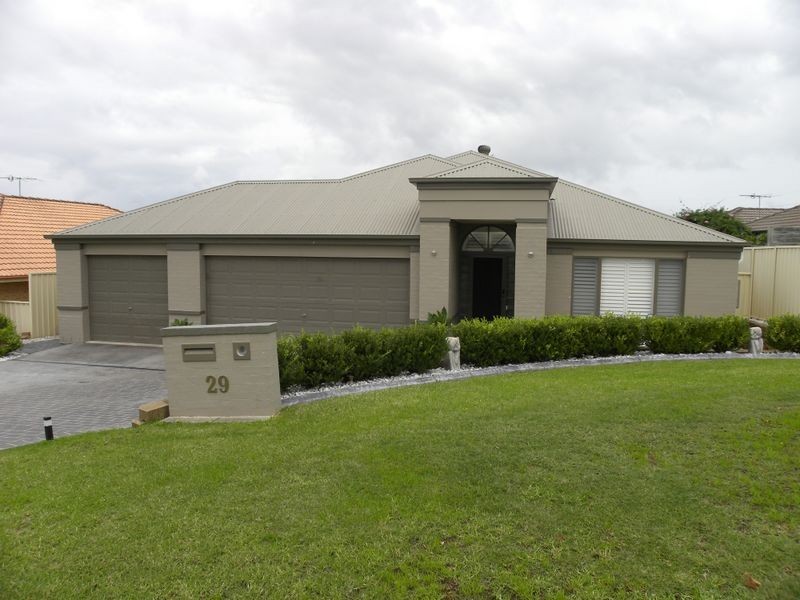 29 Barrington Drive, Woongarrah NSW 2259